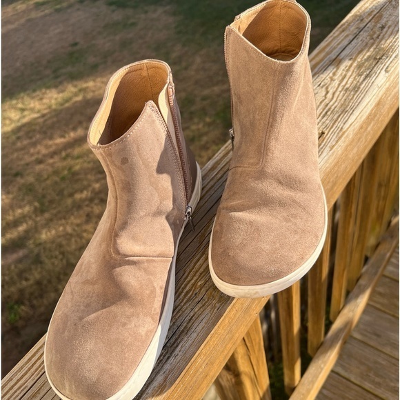 Birkenstock Shoes - Birkenstock Tan Suede Ankle Booties